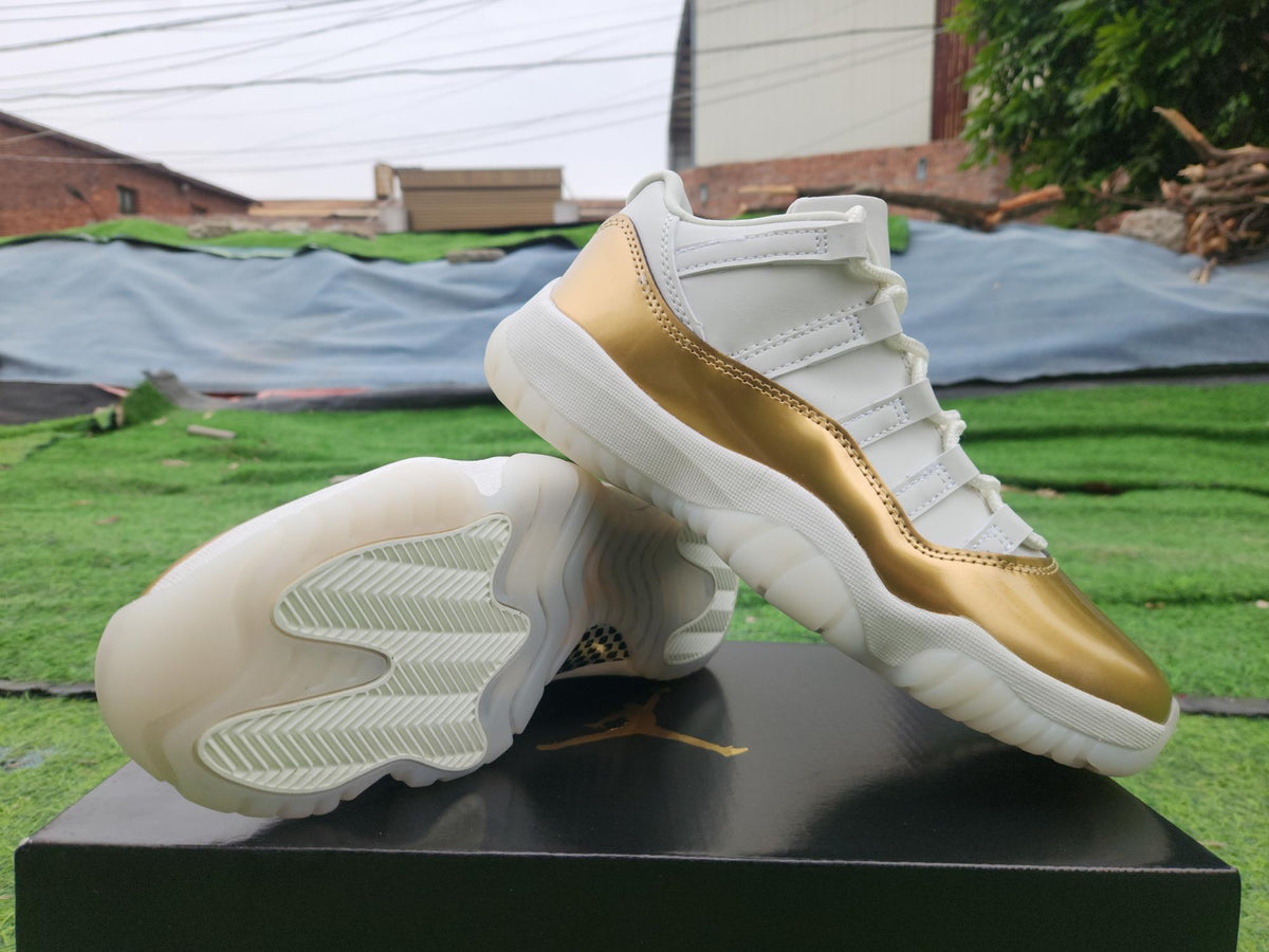 Air Jordan Low-Top Sneakers - White & Metallic Gold