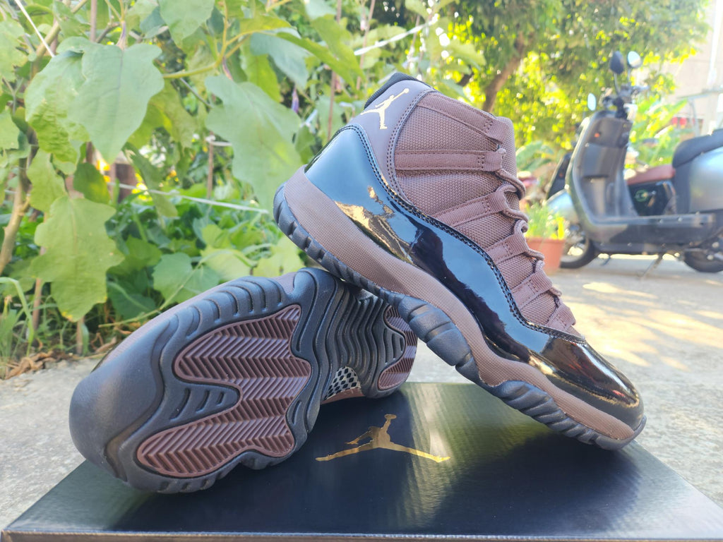 Air Jordan High-Top Sneakers - Brown & Glossy Black