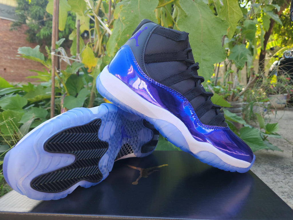 Air Jordan High-Top Sneakers - Black & Metallic Blue
