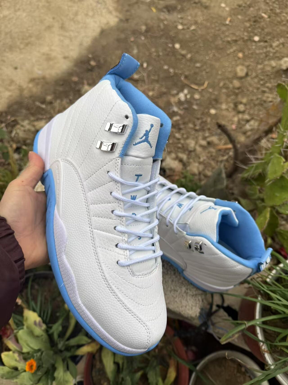 Air Jordan Retro High-Top Sneakers - White & Blue