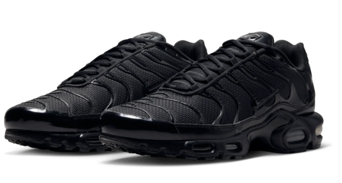 Nike Air Max Plus TN 'Triple Black' Sneakers