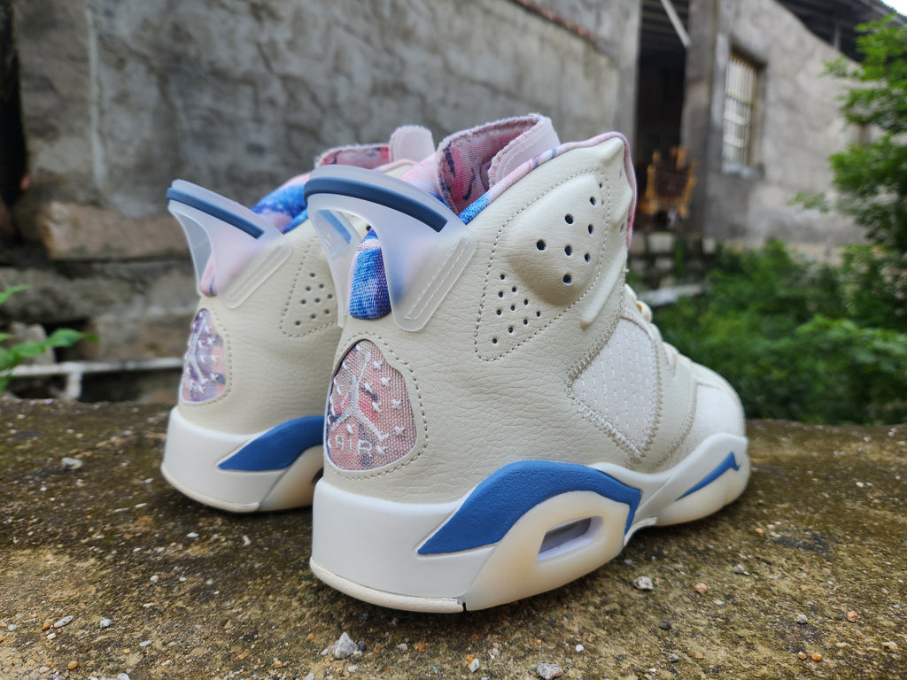 Air Jordan High-Top Sneakers - Cream & Blue