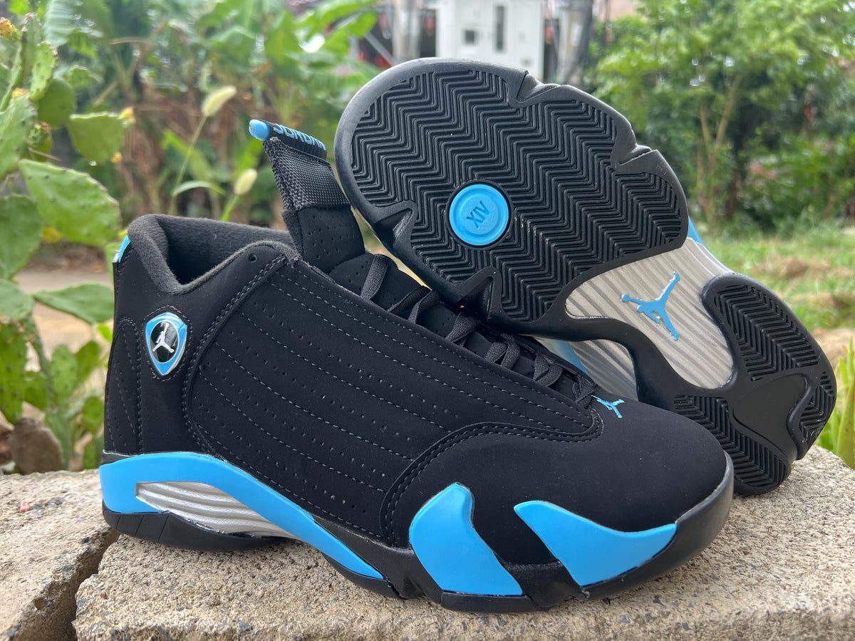 Air Jordan Retro Sneakers - Black & Bright Blue